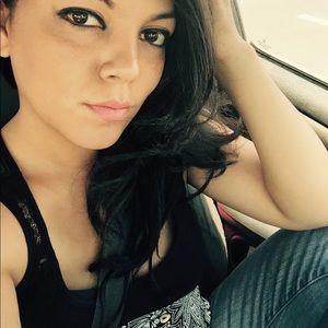 Meet your Posher, Sara